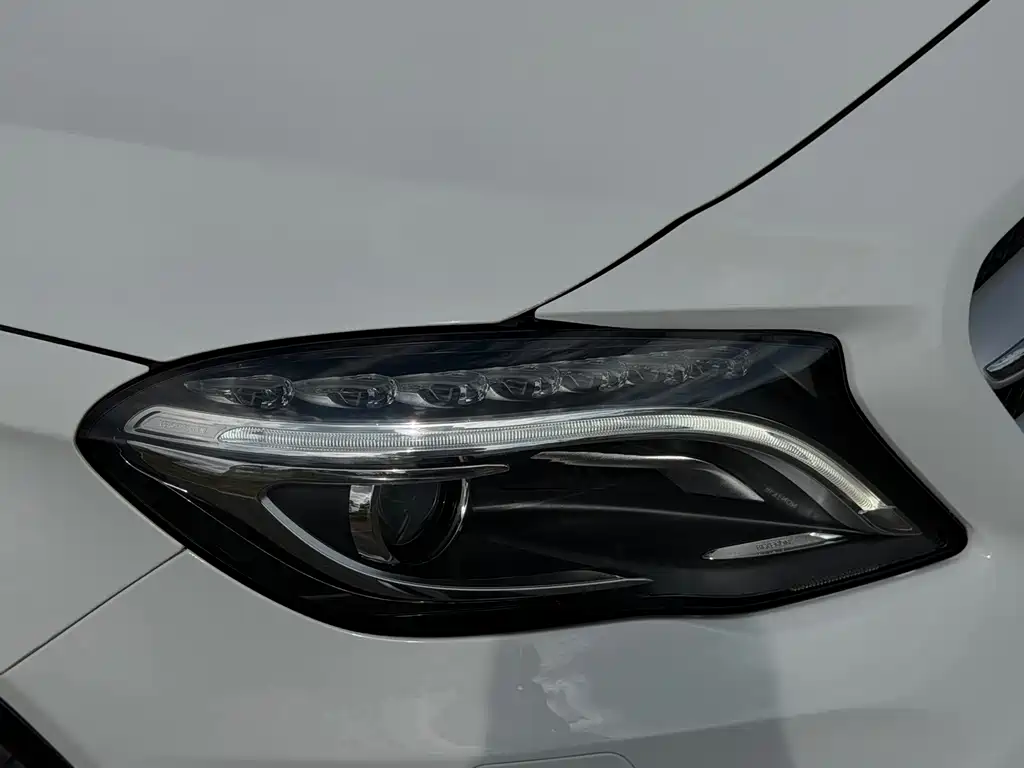 Mercedes-Benz GLA — миниатюра 4