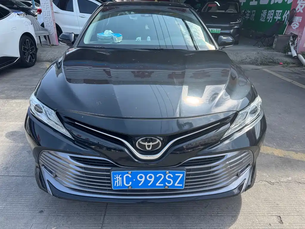 Toyota Camry 2019