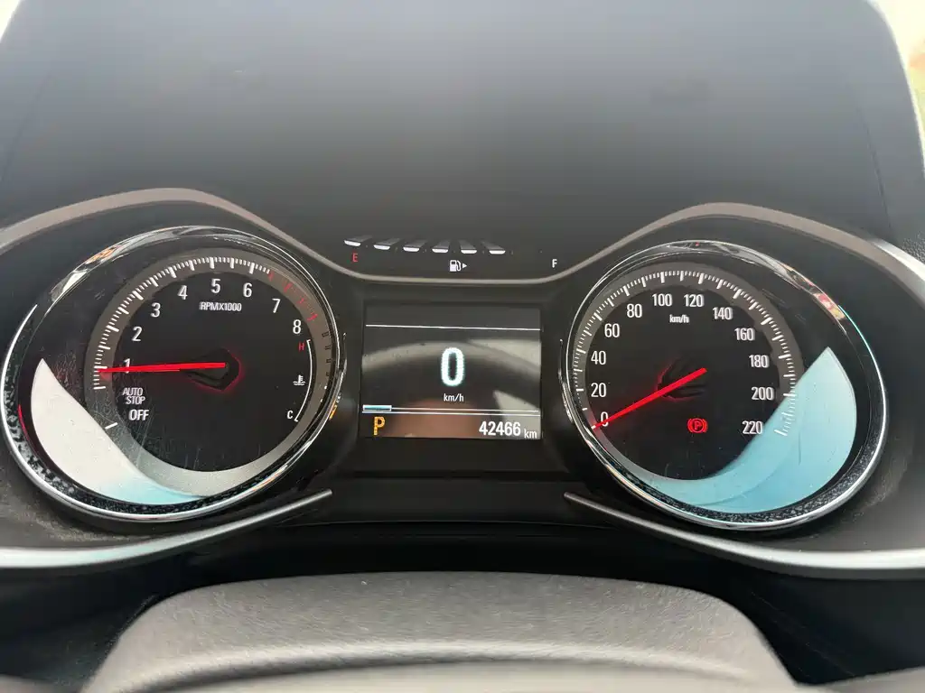 Chevrolet Volando — миниатюра 5