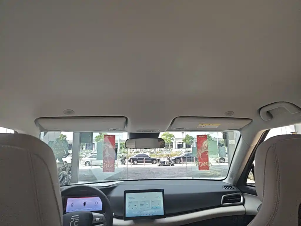 BYD Yuan UP — миниатюра 18