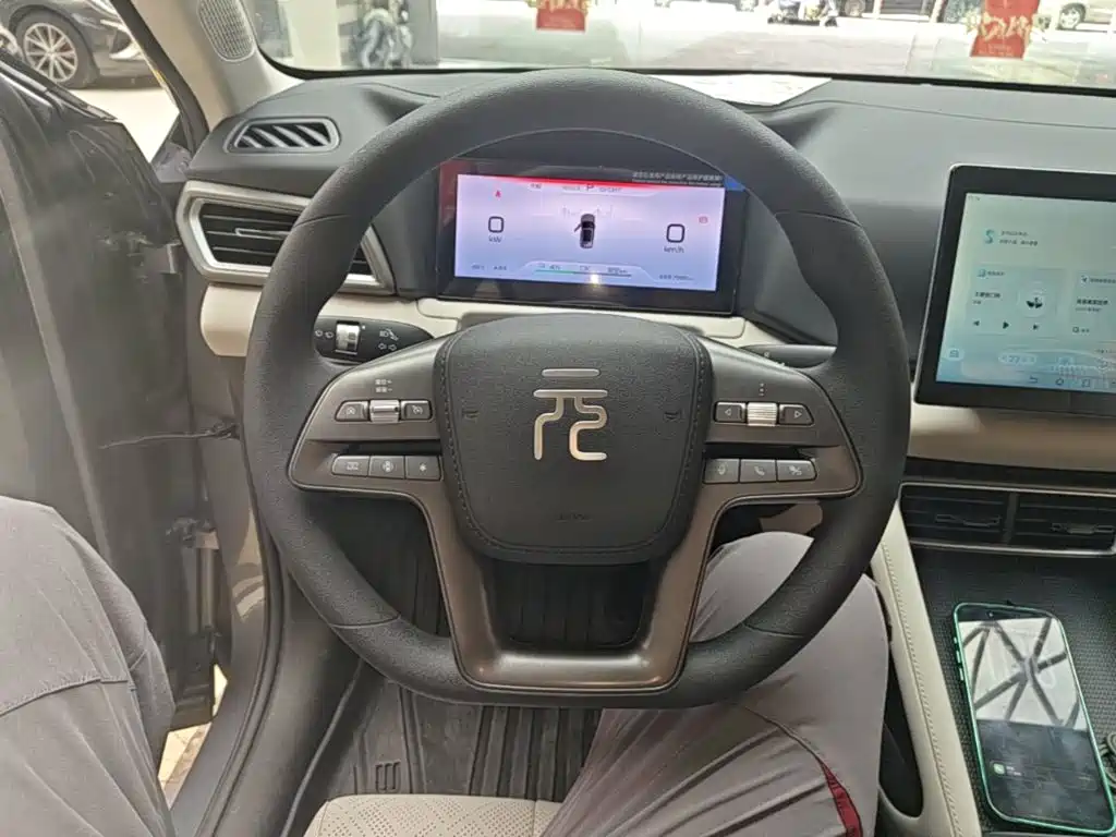 BYD Yuan UP — миниатюра 11