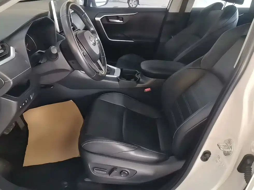 Toyota Wildlander — миниатюра 15