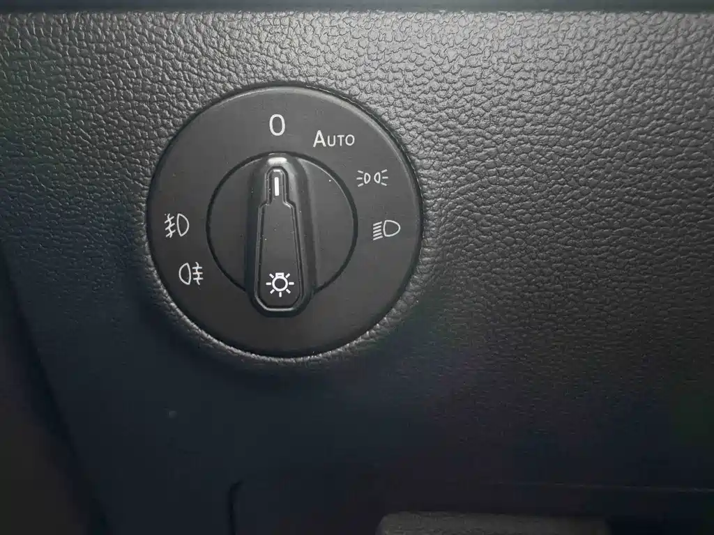 Volkswagen Tharu — миниатюра 10