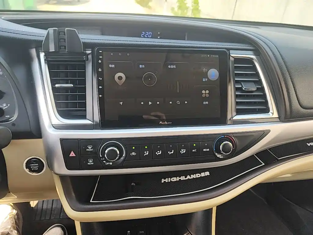Toyota Highlander — миниатюра 13