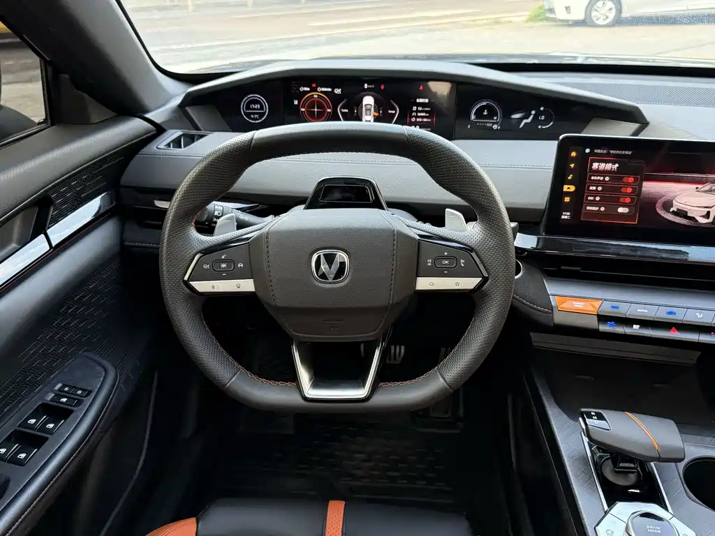 Changan UNI-V — миниатюра 8