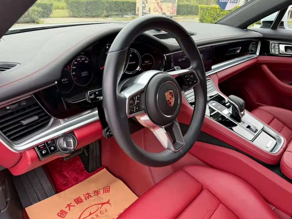 Porsche Panamera — миниатюра 12