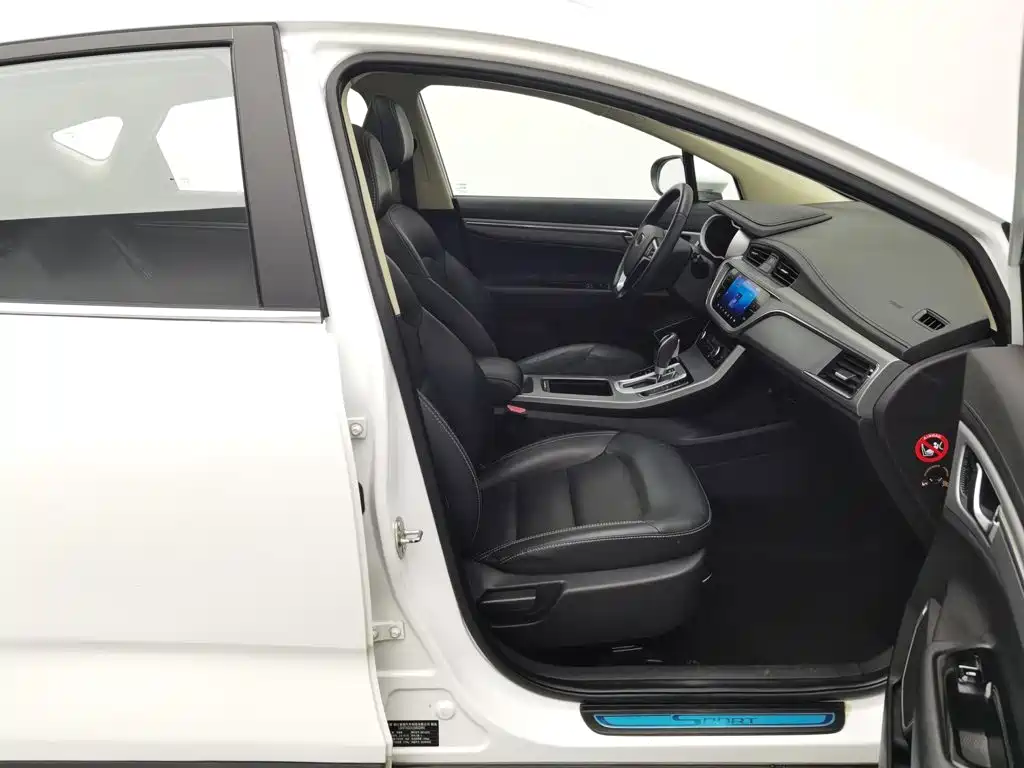 Geely Emgrand GS — миниатюра 23