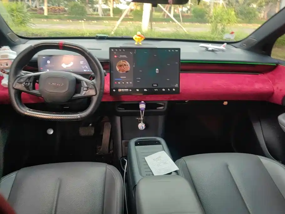 Lynk & Co Z20 — миниатюра 12