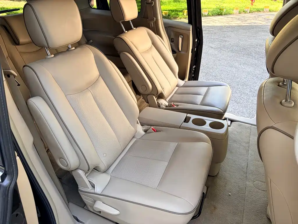 Nissan Quest — миниатюра 14