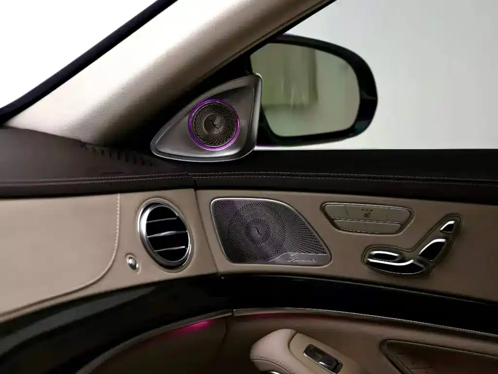 Mercedes-Benz S-Class — миниатюра 6