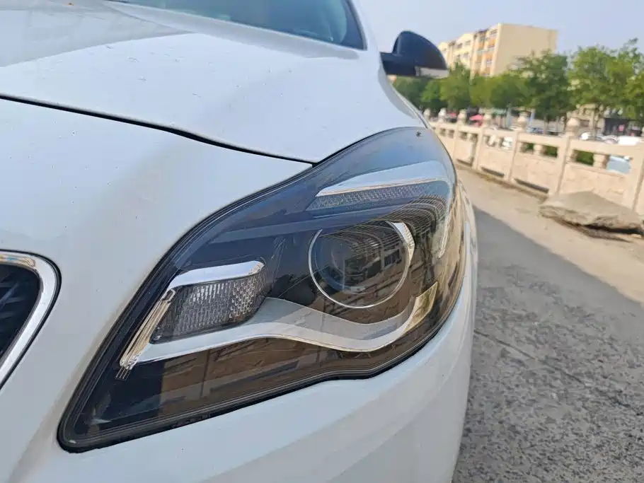 Buick Regal — миниатюра 5