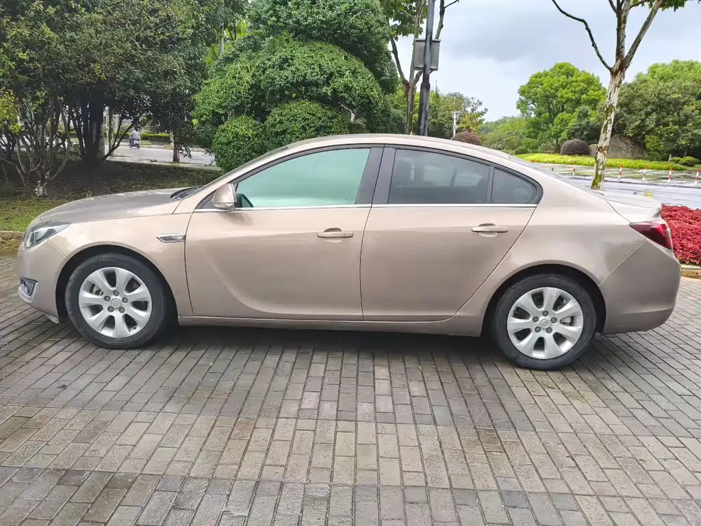 Buick Regal — миниатюра 7