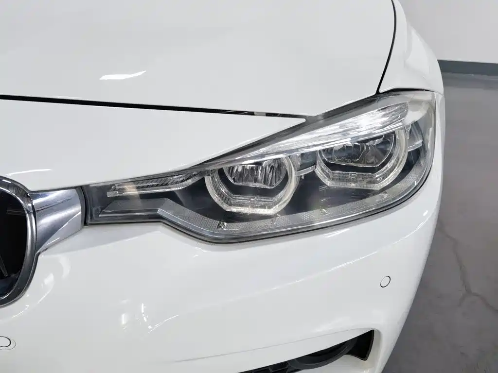 BMW 3 Series — миниатюра 7