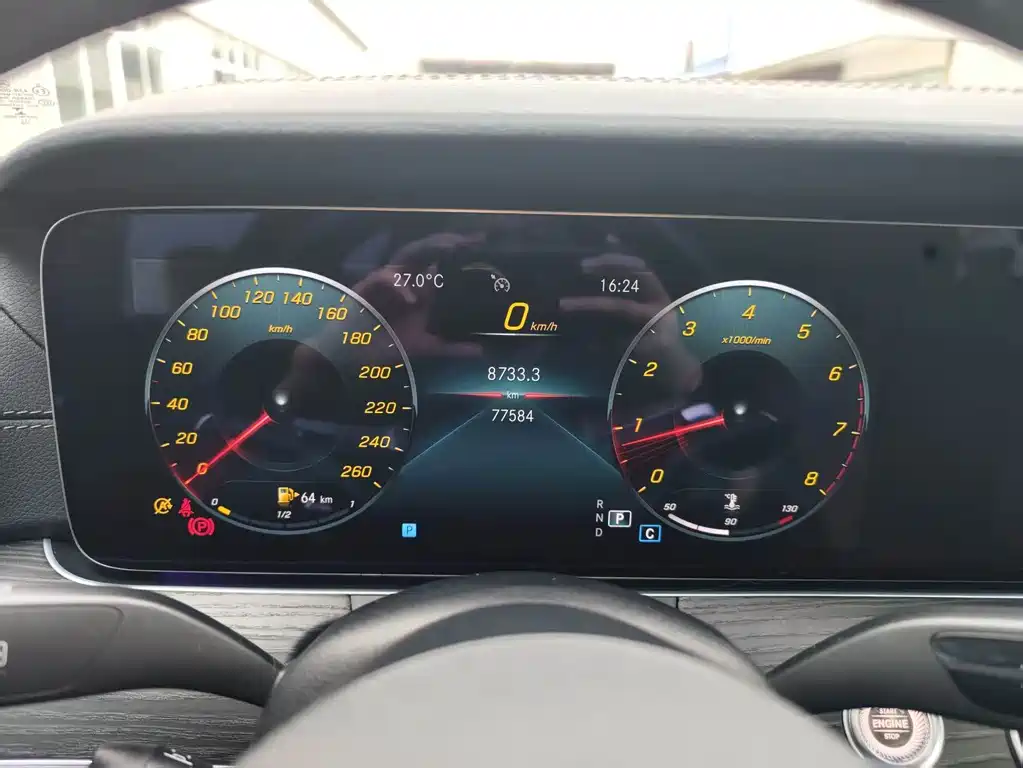 Mercedes-Benz E-Class — миниатюра 10