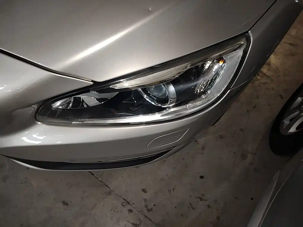 Volvo S60 — миниатюра 24