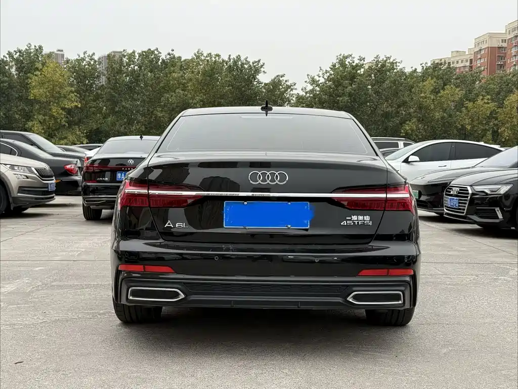 Audi A6L — миниатюра 10