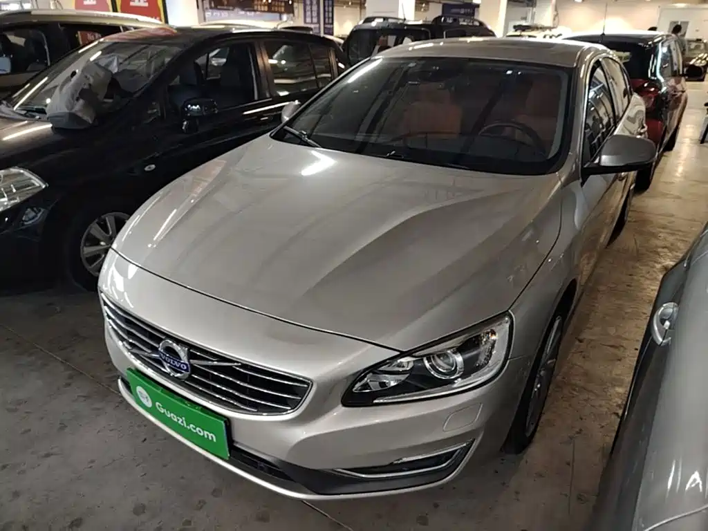 Volvo S60 — миниатюра 2