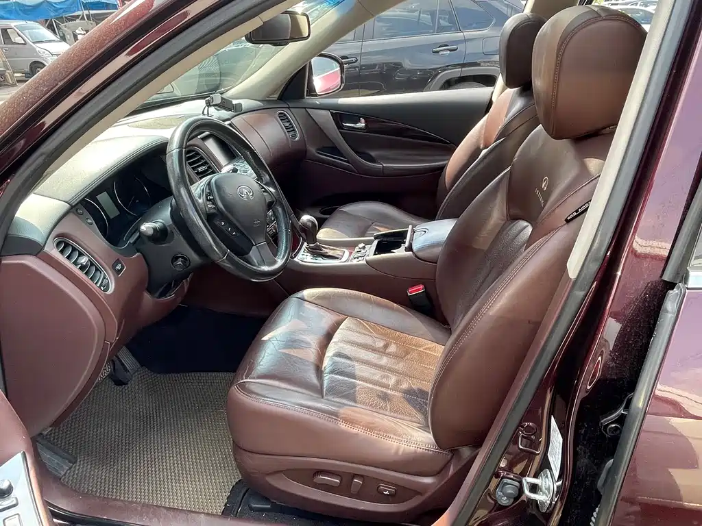 Infiniti QX50 (Import) — миниатюра 7