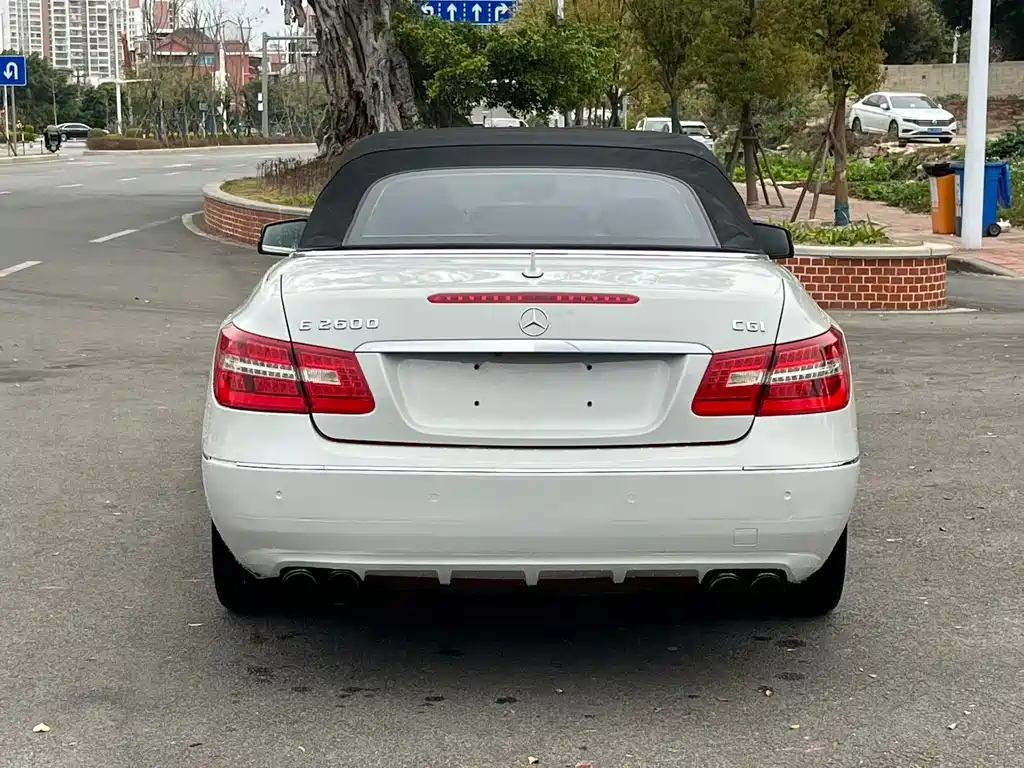 Mercedes-Benz E-Class E 2011 E 260 CGI