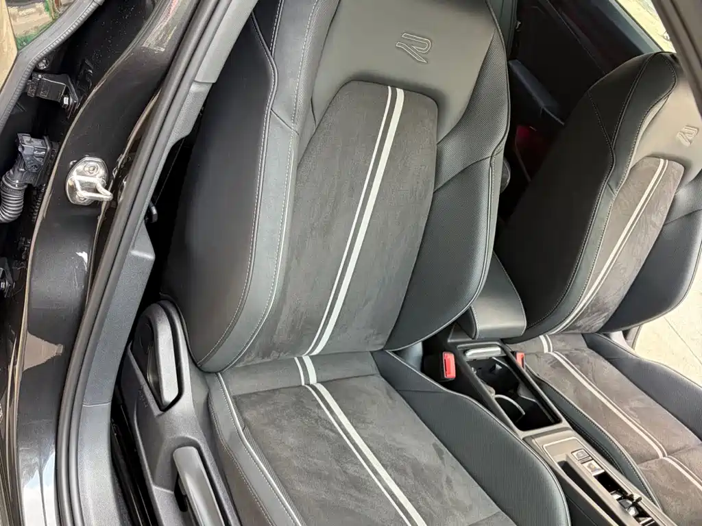 Volkswagen Golf — миниатюра 10