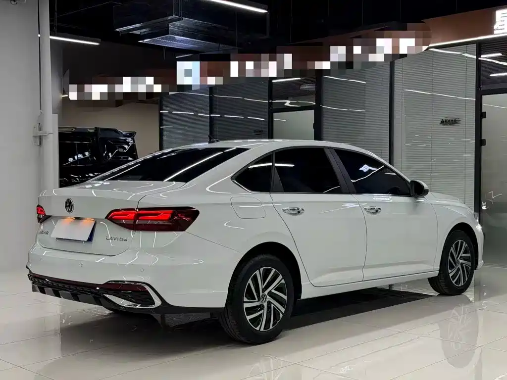 Volkswagen Lavida — миниатюра 17