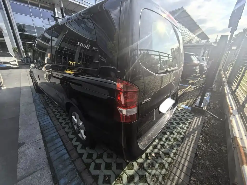 Mercedes-Benz Vito — миниатюра 10