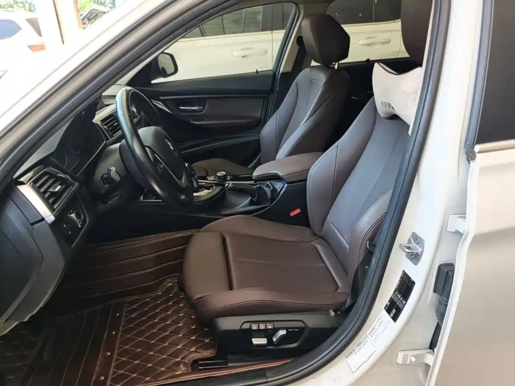 BMW 3 Series — миниатюра 15
