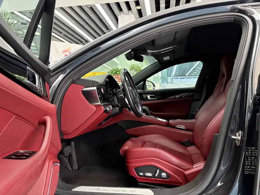 Porsche Panamera — миниатюра 3