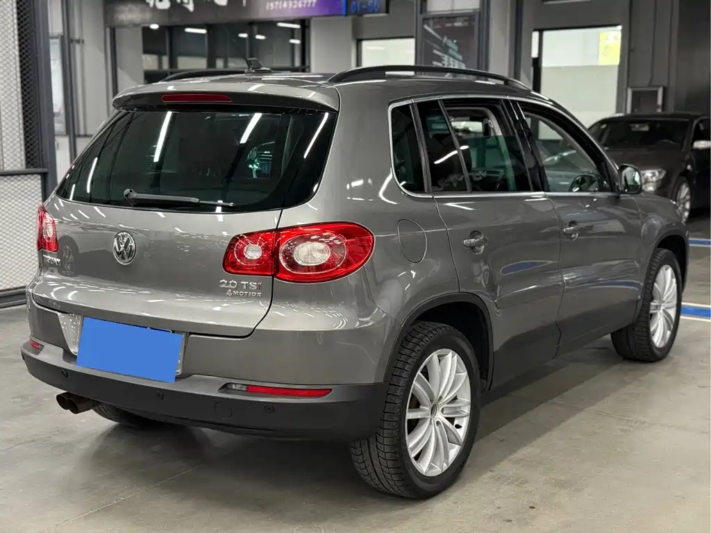 Volkswagen Tiguan — миниатюра 6