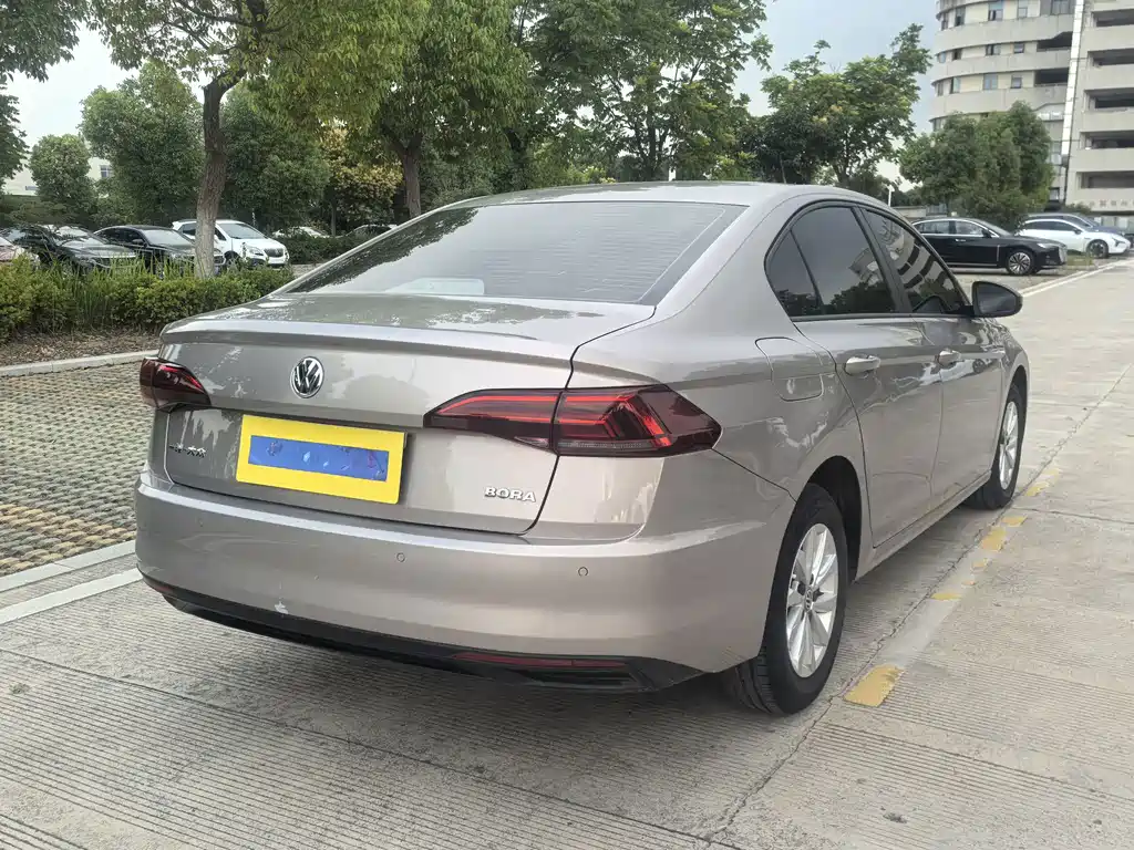Volkswagen Bora — миниатюра 12
