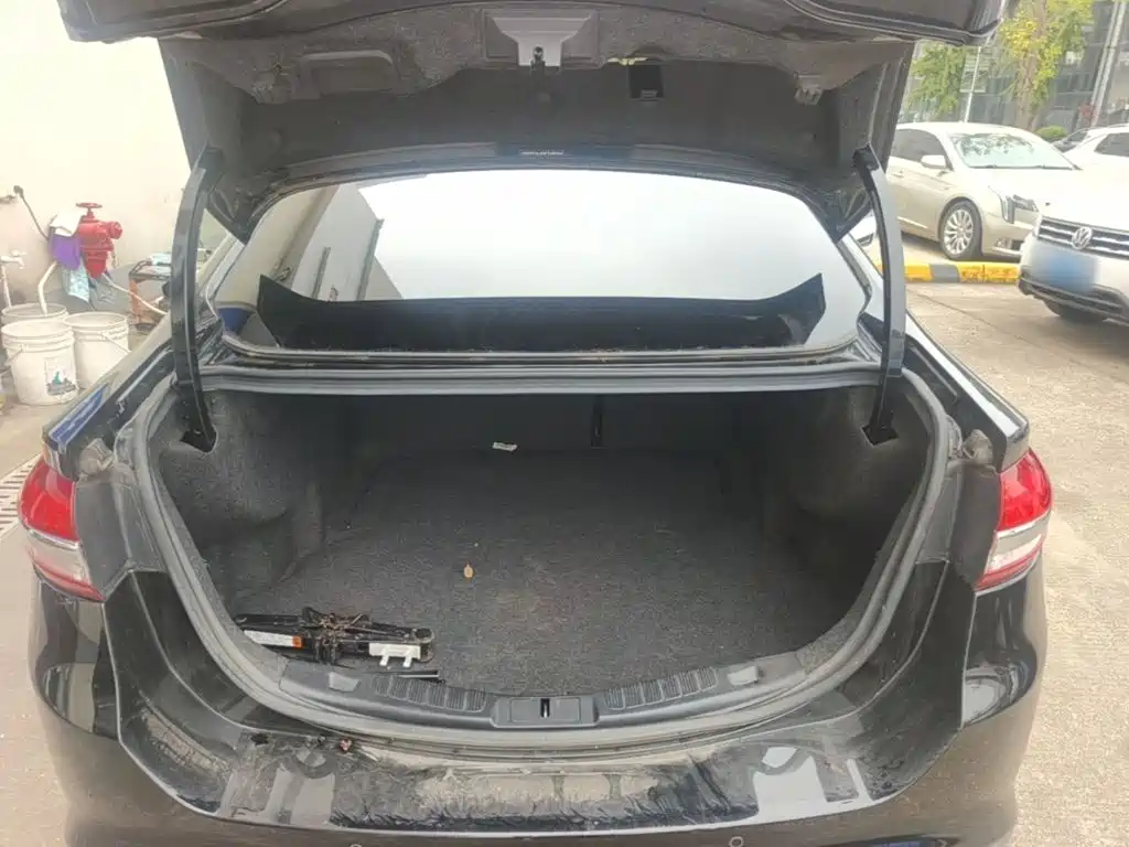 Ford Mondeo — миниатюра 19