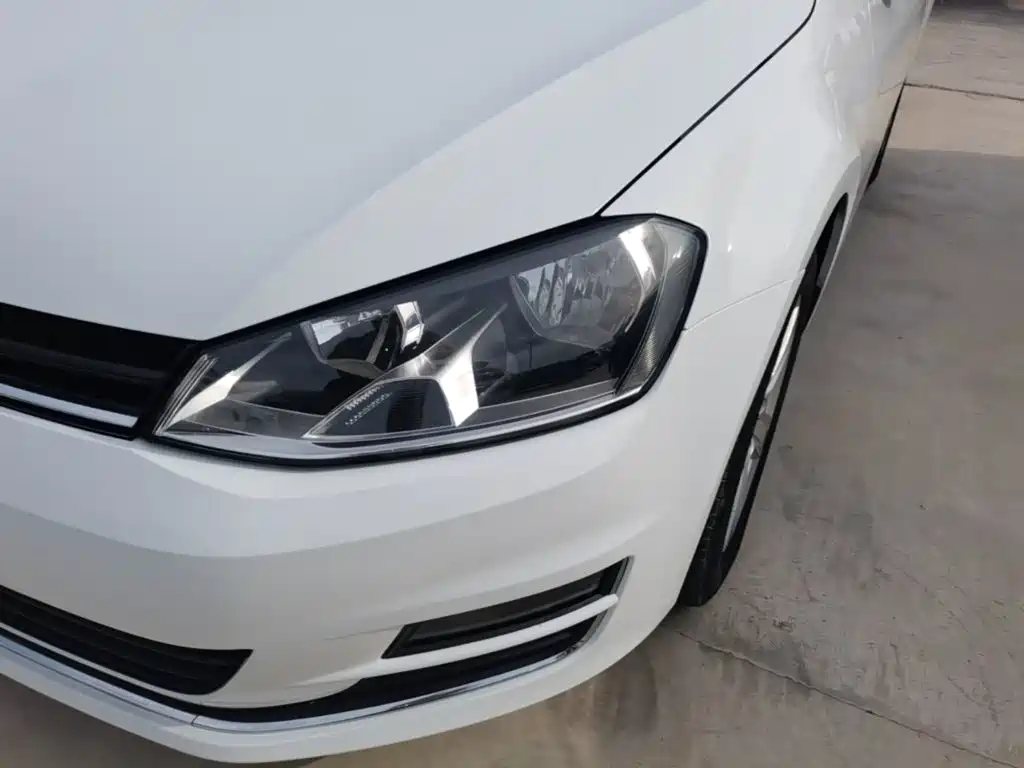 Volkswagen Golf — миниатюра 24