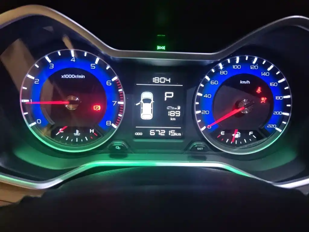 Geely Vision X3 — миниатюра 4