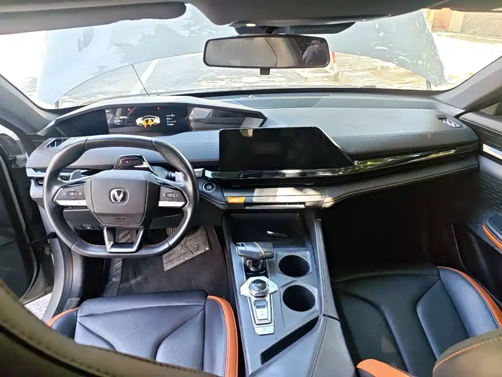 Changan UNI-V — миниатюра 10
