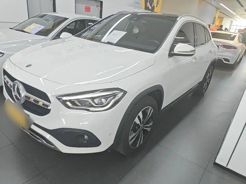 Mercedes-Benz GLA — миниатюра 2