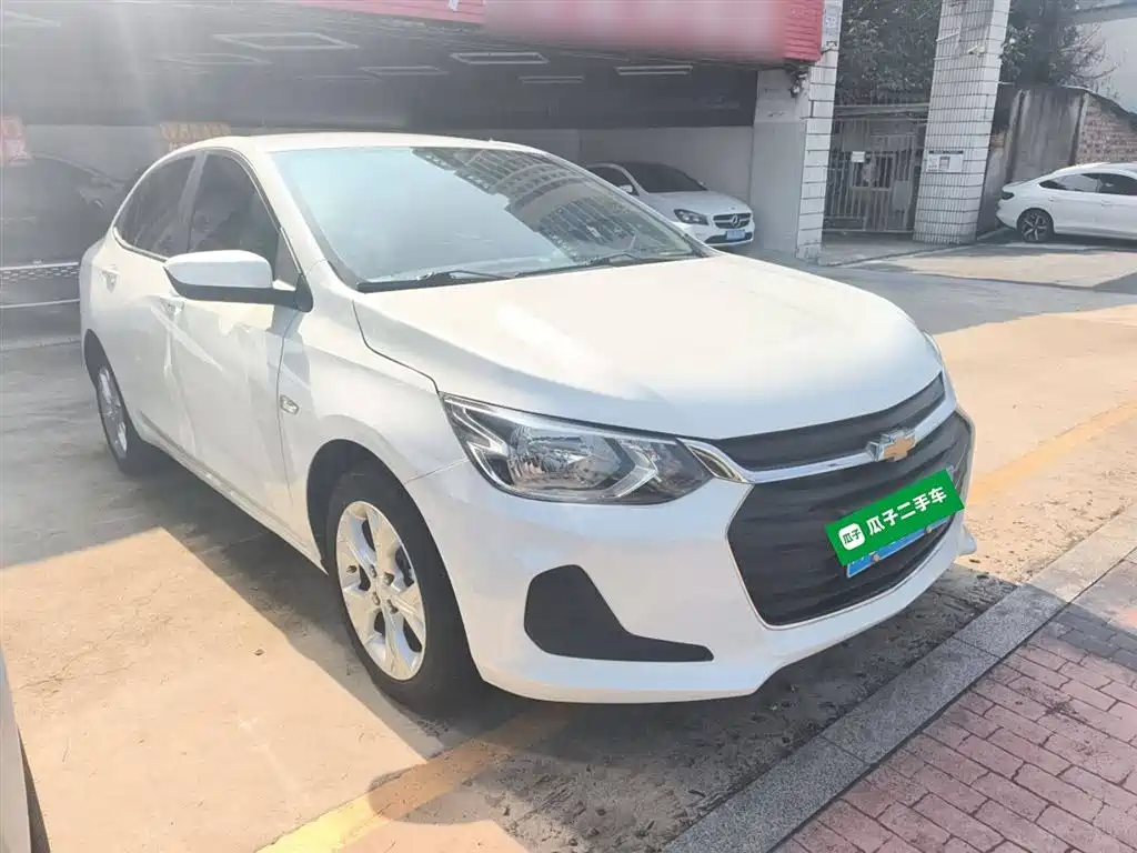CHEVROLET KOVOZ
