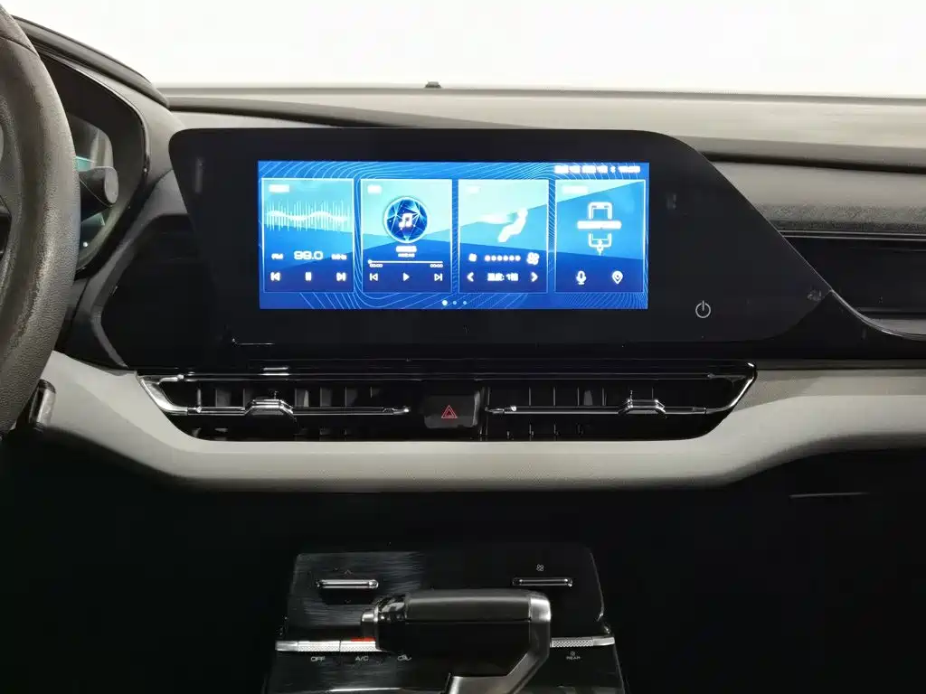 Wuling Victory — миниатюра 12