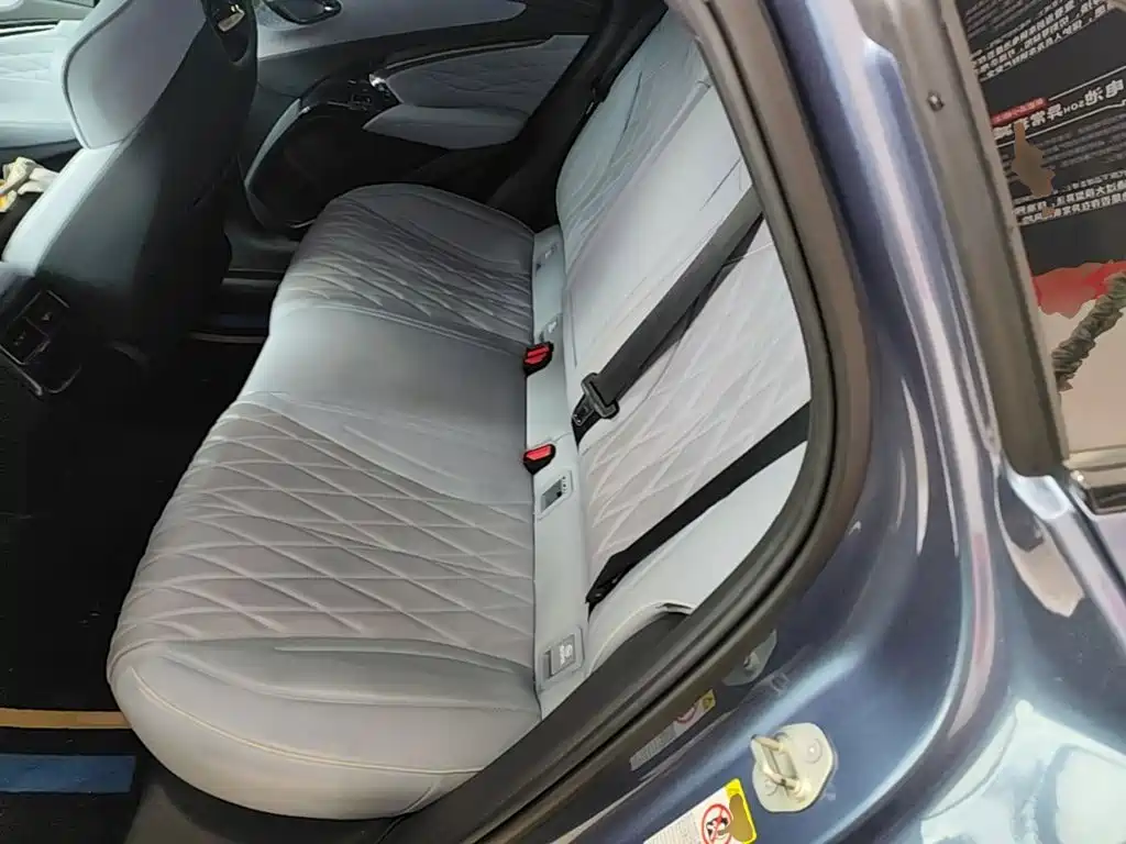 BYD Seal — миниатюра 17