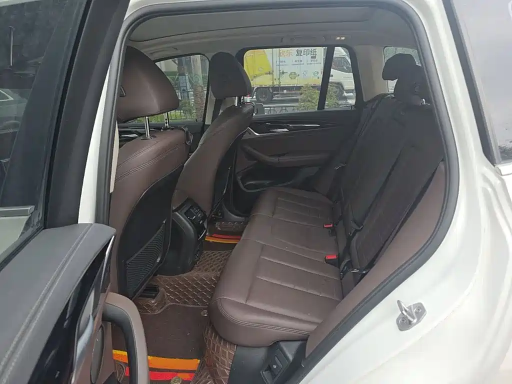 BMW X3 — миниатюра 17