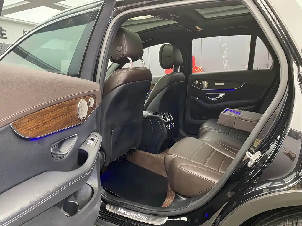 Mercedes-Benz GLC — миниатюра 5