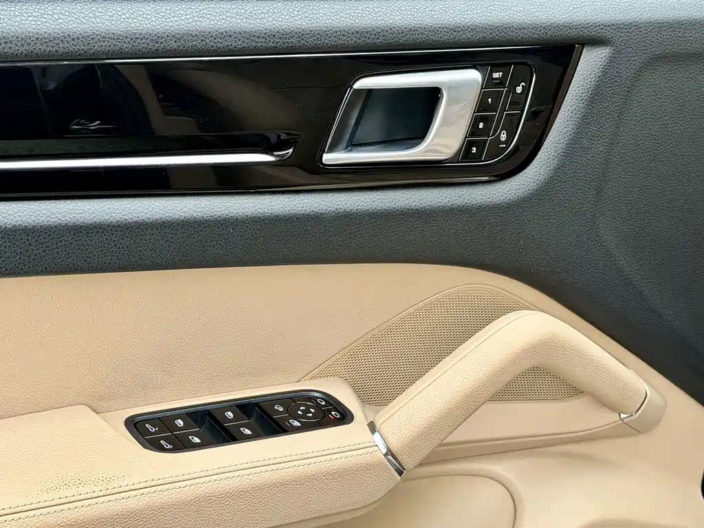 Porsche Cayenne — фотографии объявления, Фото 16