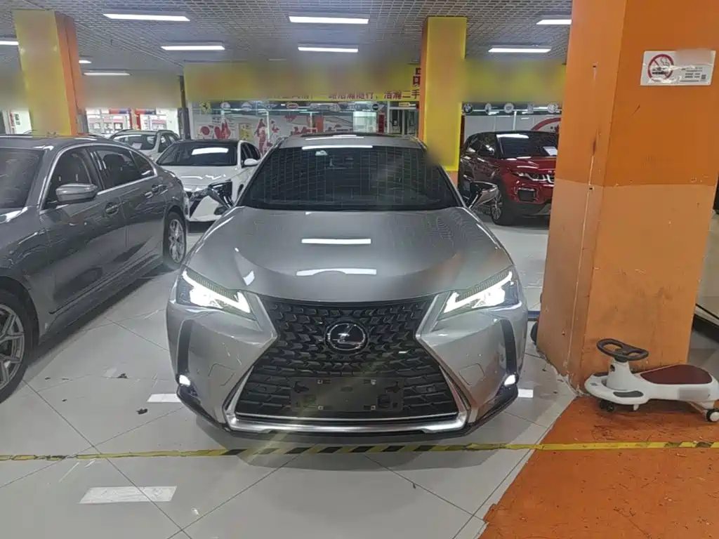 Lexus UX — миниатюра 3