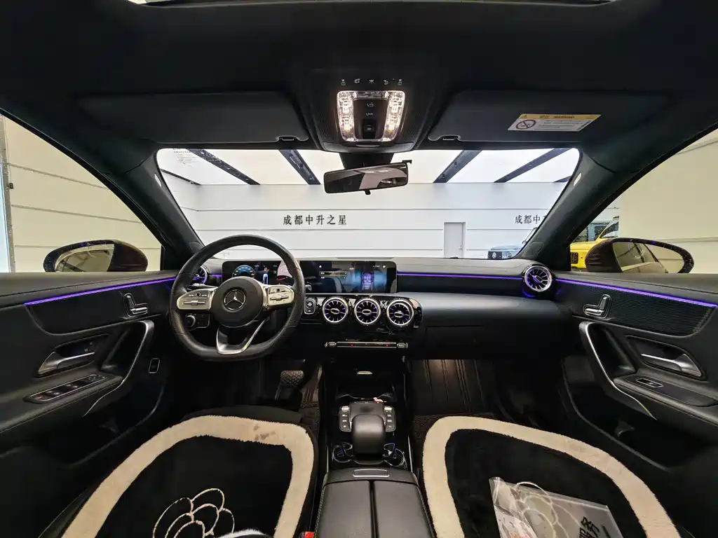 Mercedes-Benz A-Class — миниатюра 9
