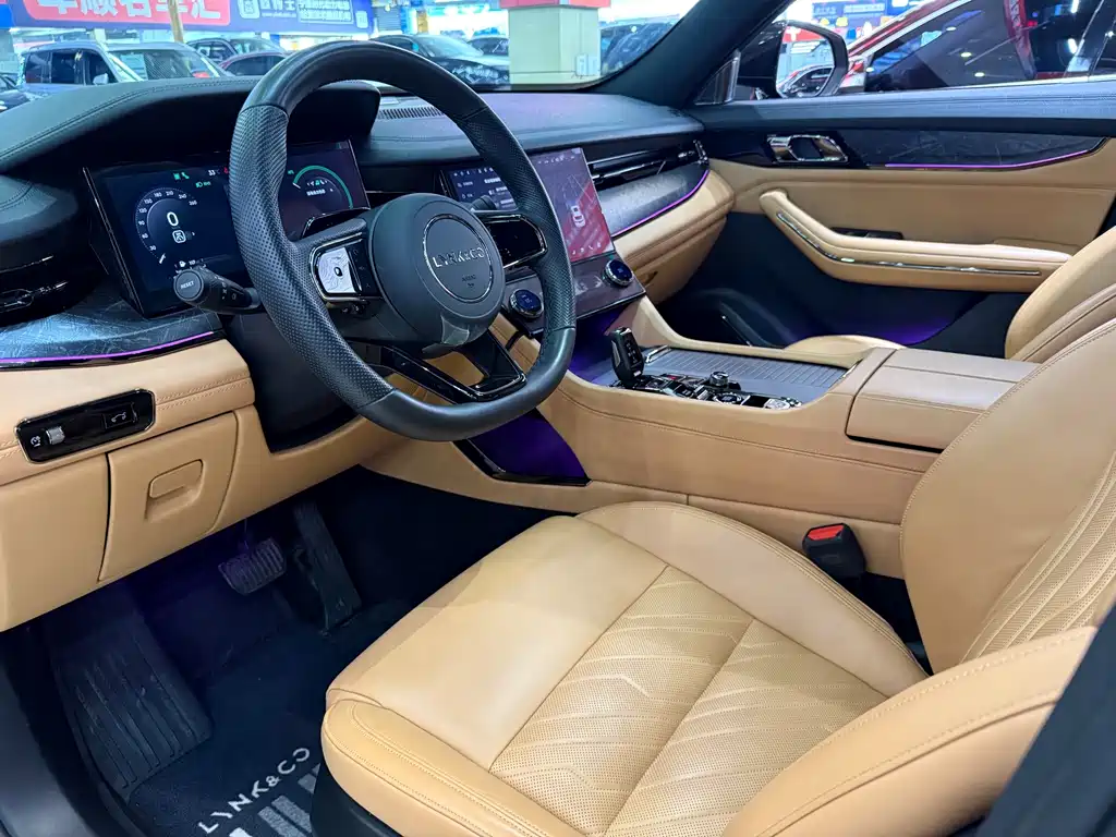 Lynk & Co 09 — миниатюра 17