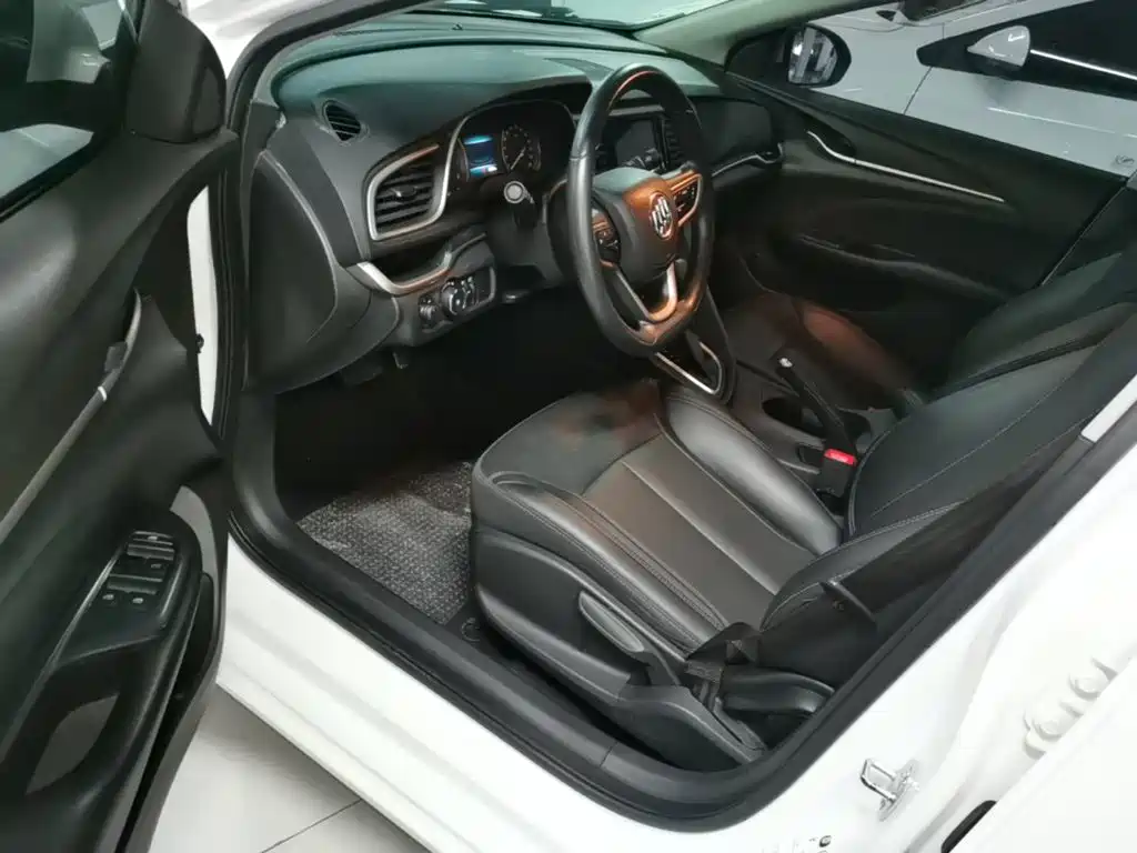 Buick Excelle — миниатюра 16