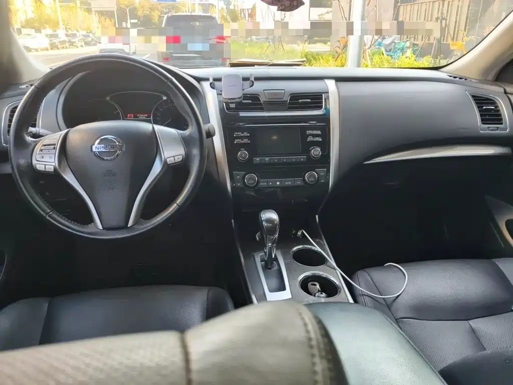Nissan Teana — миниатюра 10