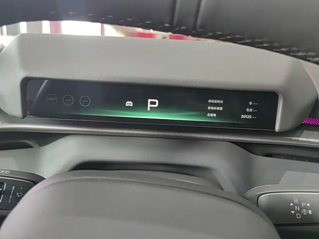 XPeng P7 — миниатюра 12