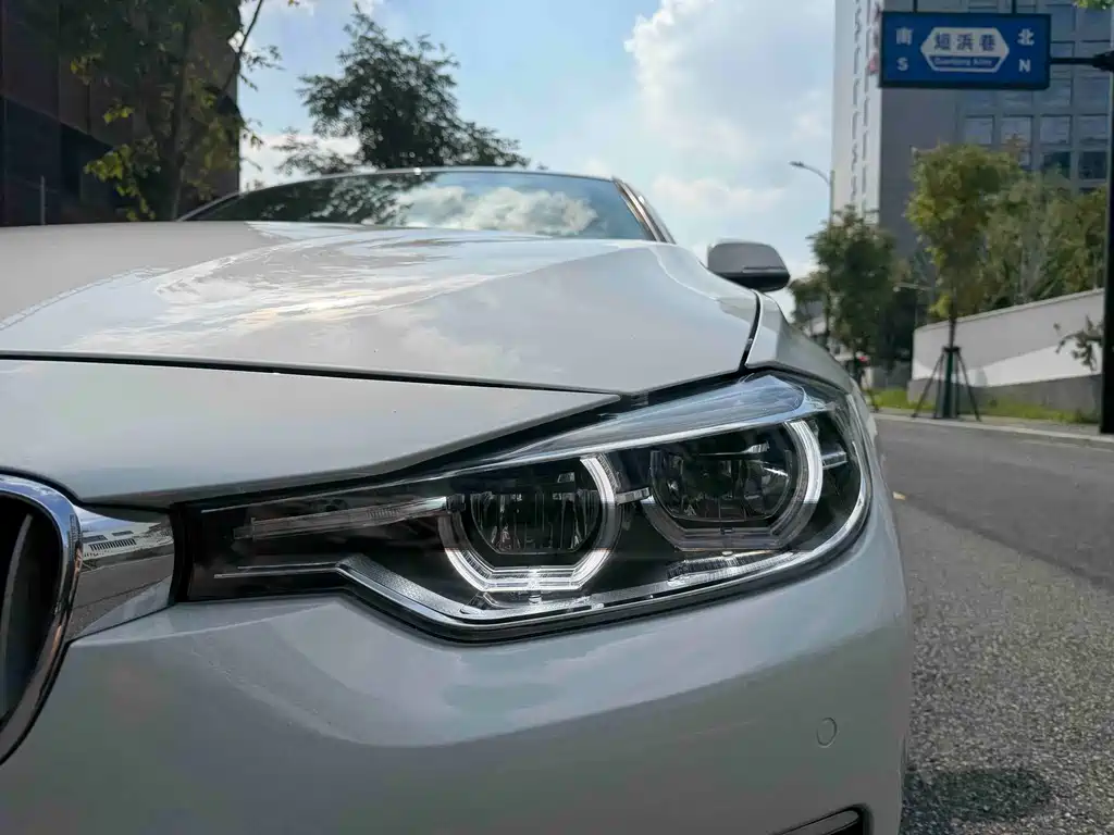 BMW 3 Series — миниатюра 5