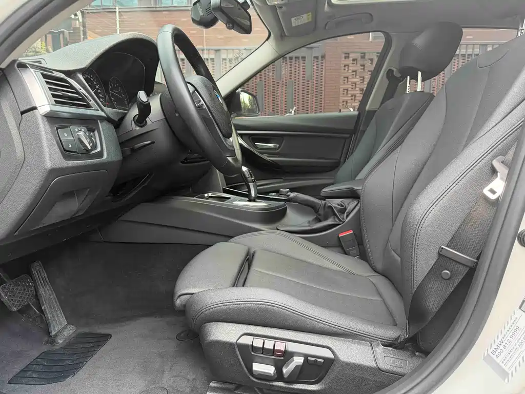 BMW 3 Series — миниатюра 6