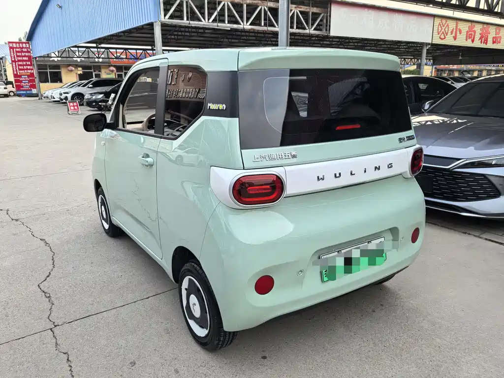 Wuling MINIEV — миниатюра 6
